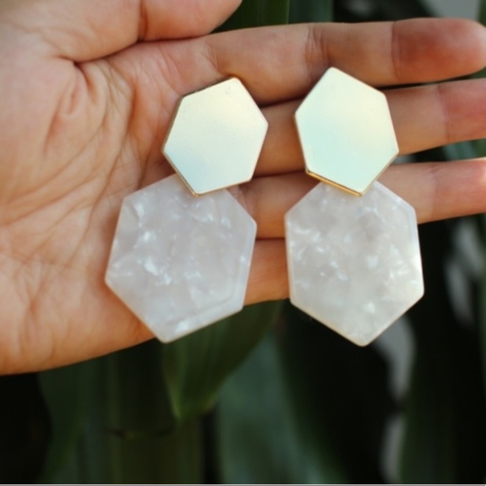 ✨ White Marble Geometric Earrings